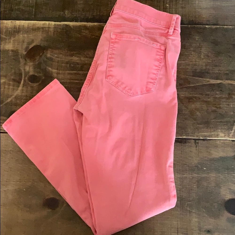 modern kick crop mid rise pant